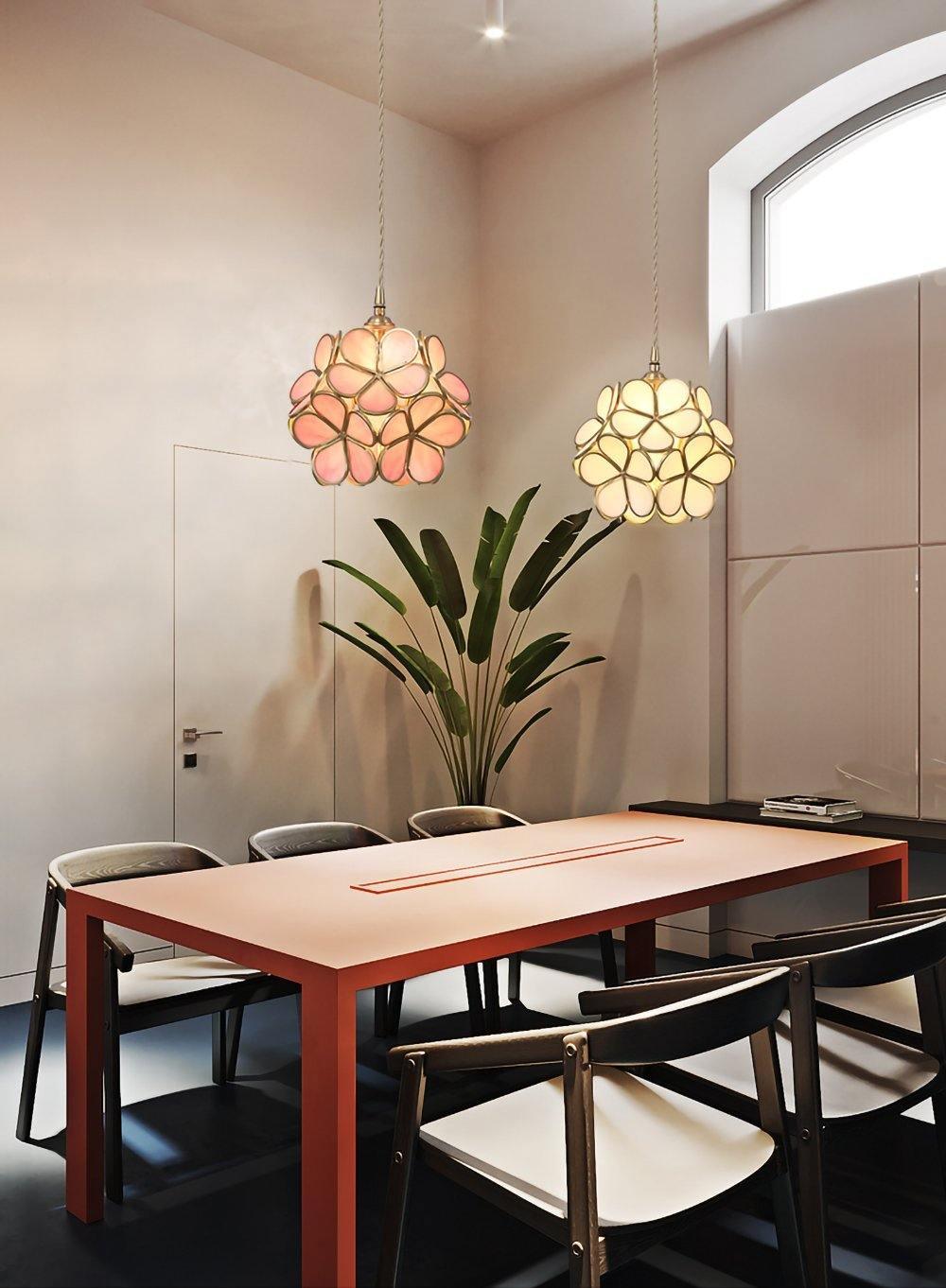 Glass Petal Pendant Light – Glass detail 3