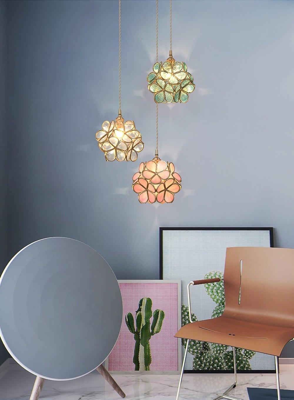 Glass Petal Pendant Light – Glass detail 4