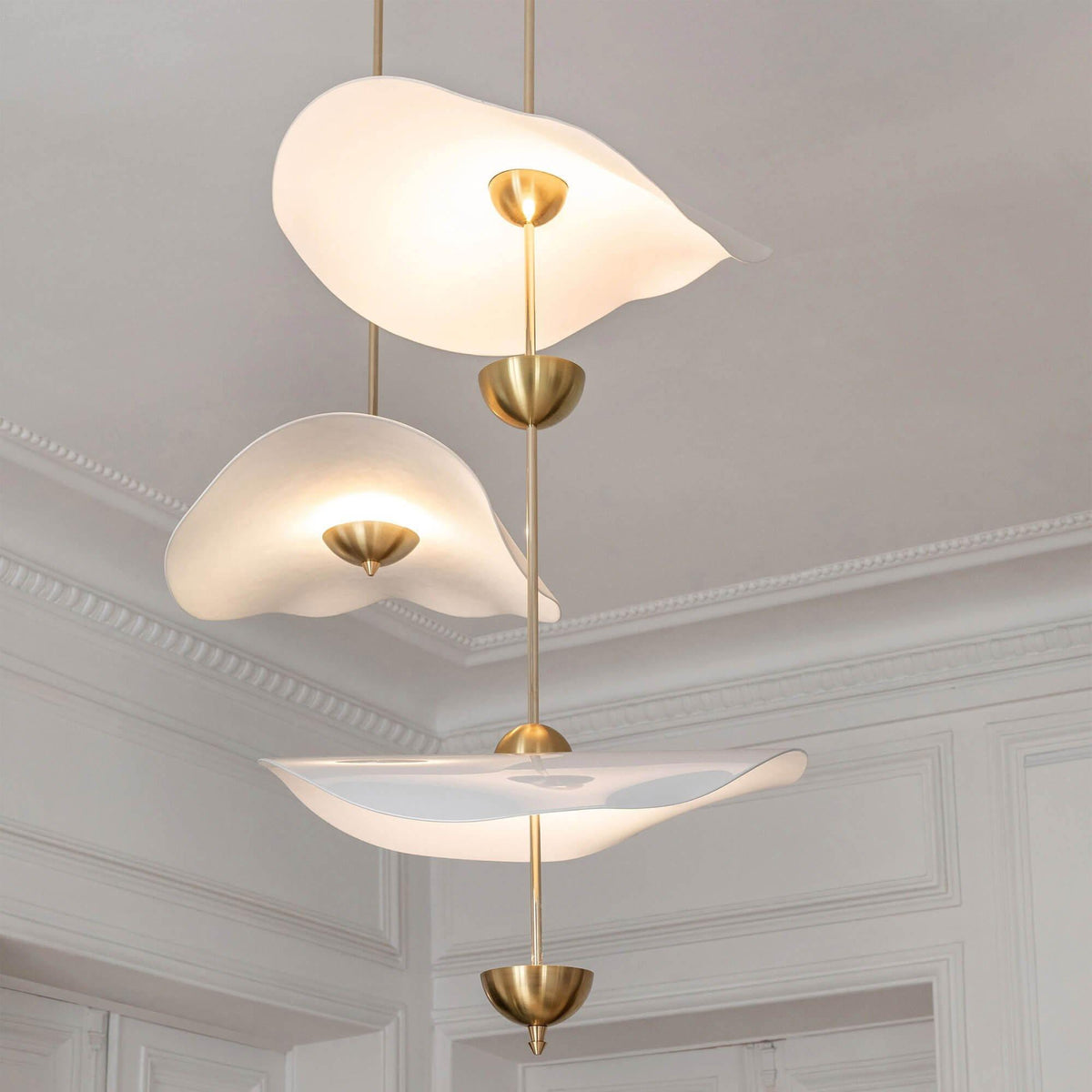 Envolee Double Biscuit Acrylic Pendant Light – Acrylic detail 7
