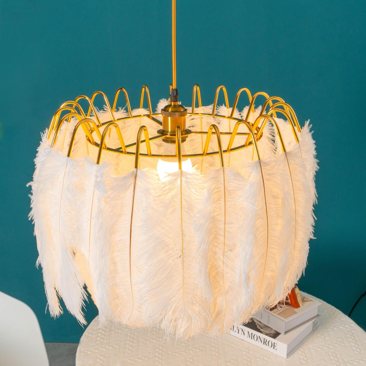 Feather Pendant Lamp – detail 10