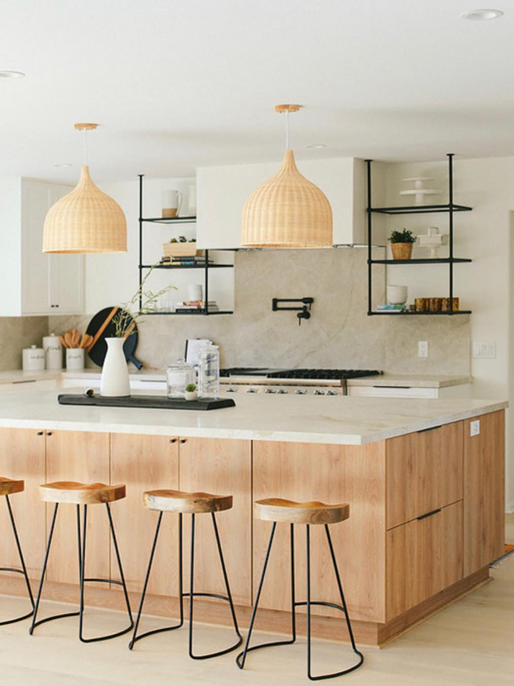 Rattan Bell Pendant Light – Rattan detail 8