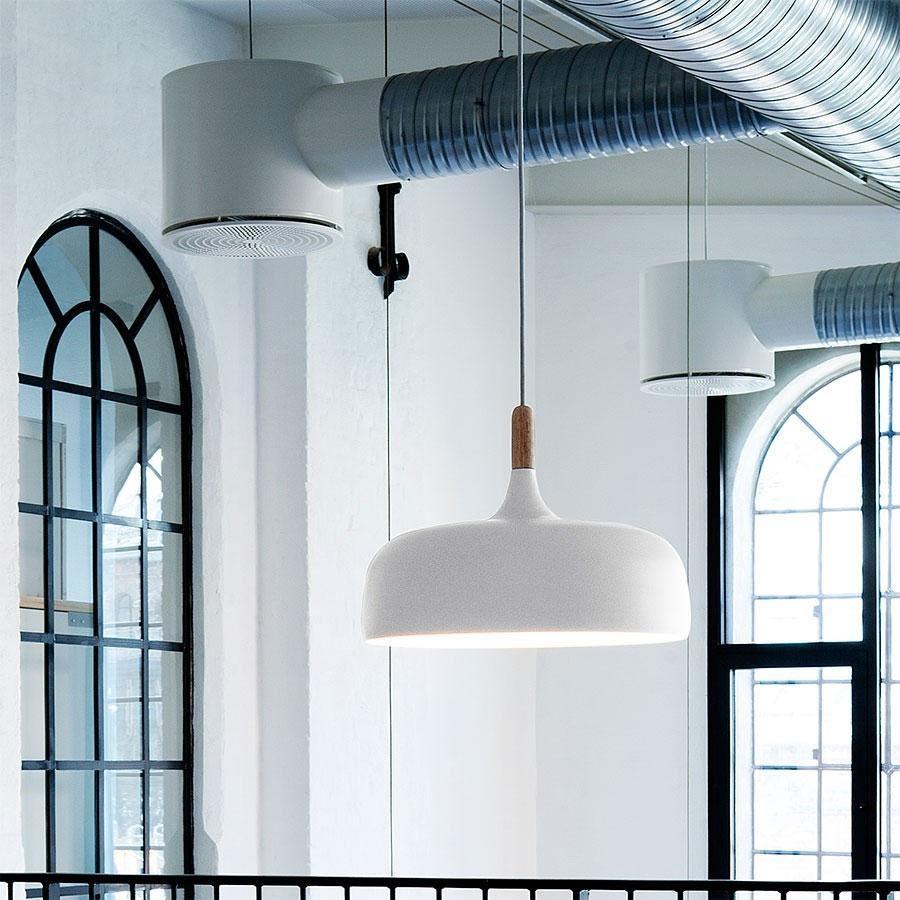 Acorn Oak Pendant Light – Oak detail 6